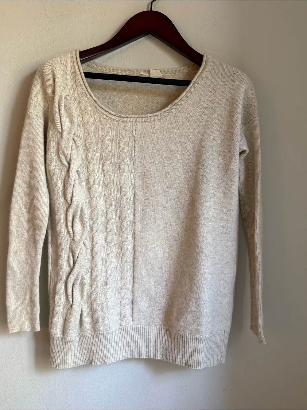 Wyatt 100% Cashmere Size S Cable Knit Sweater Ivory Cream